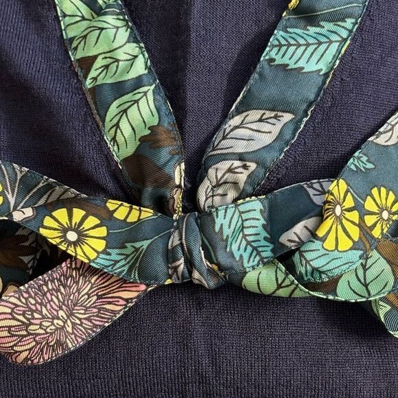 J.CREW Abigail Borg Navy Merino Wool Tie-Neck V-Neck Sweater - Picture 9 of 10